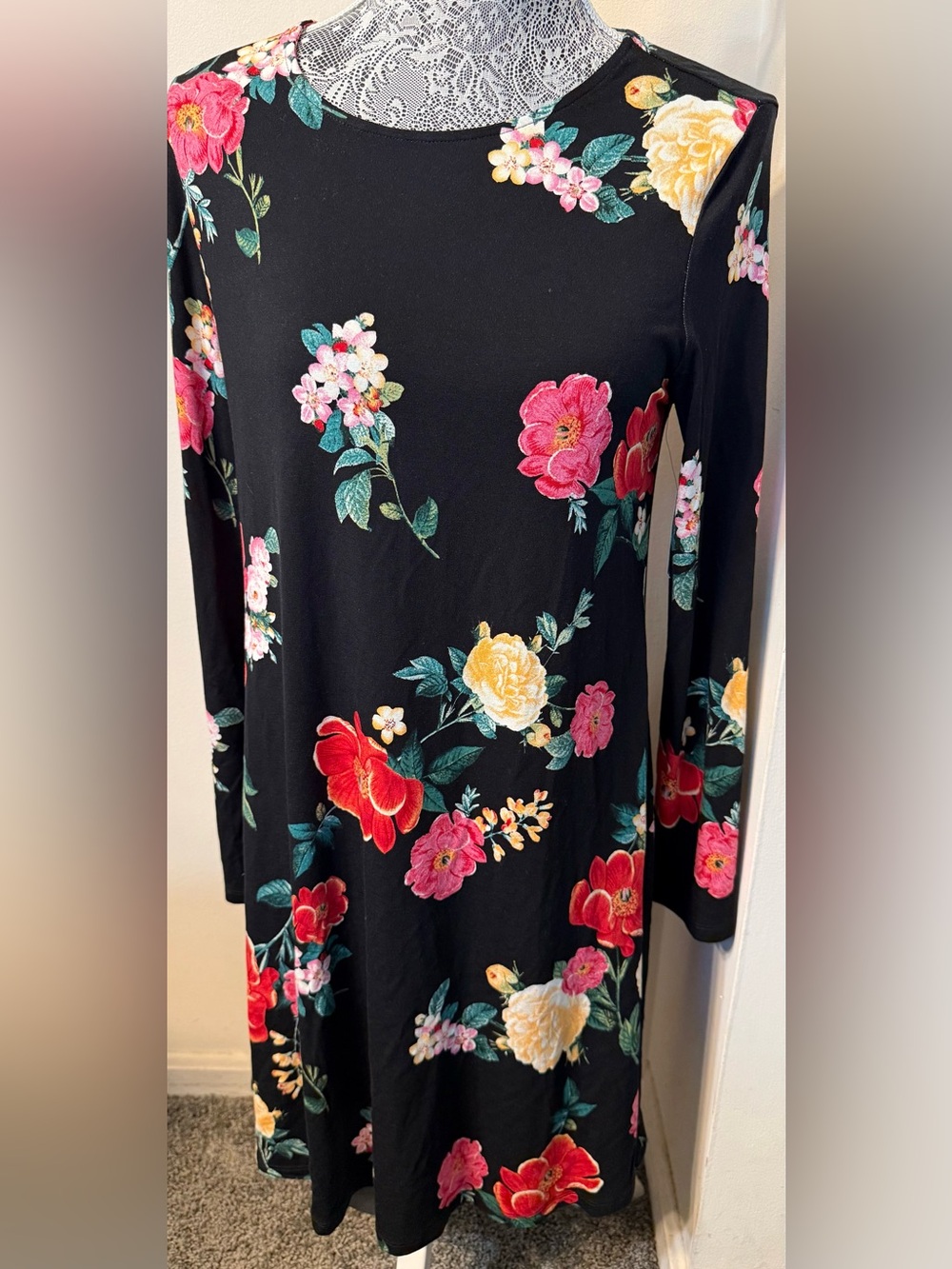 NWT Old Navy Black & Pink Floral Long Sleeve Sheath Dress Women’s Size medium